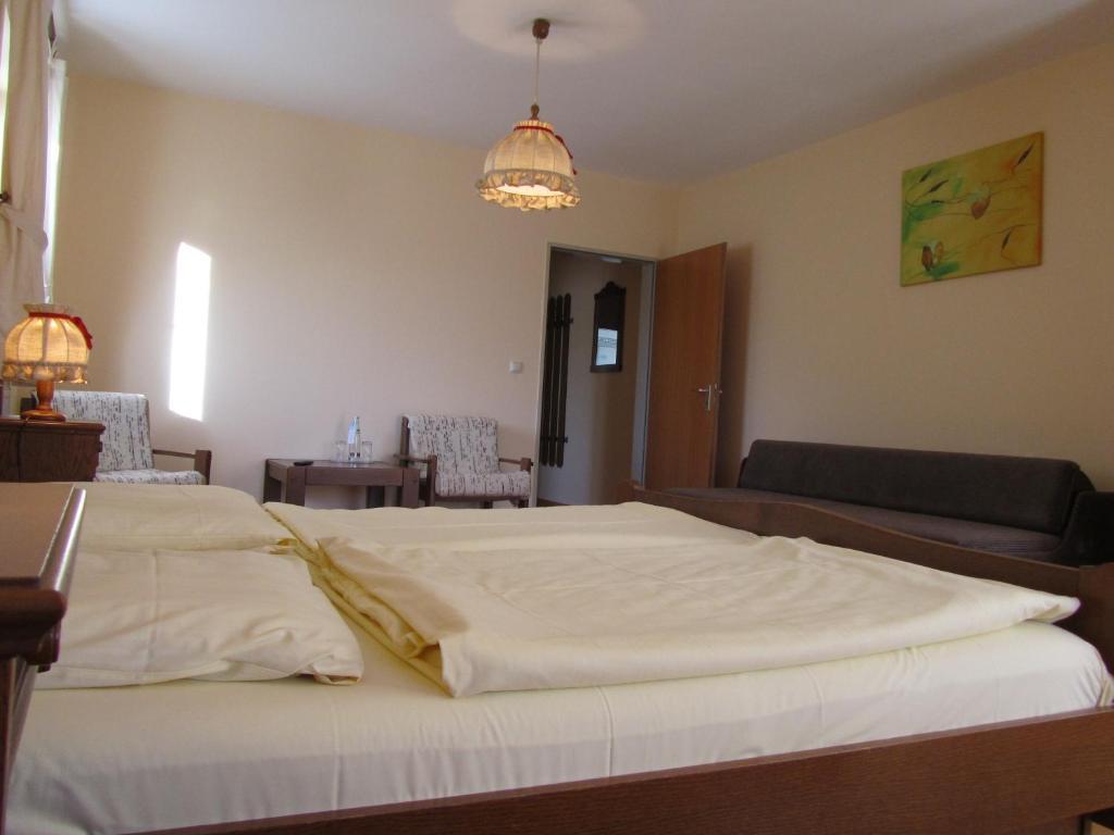 Hotel Gasthof Humplbrau Волфратсхаузен Стая снимка